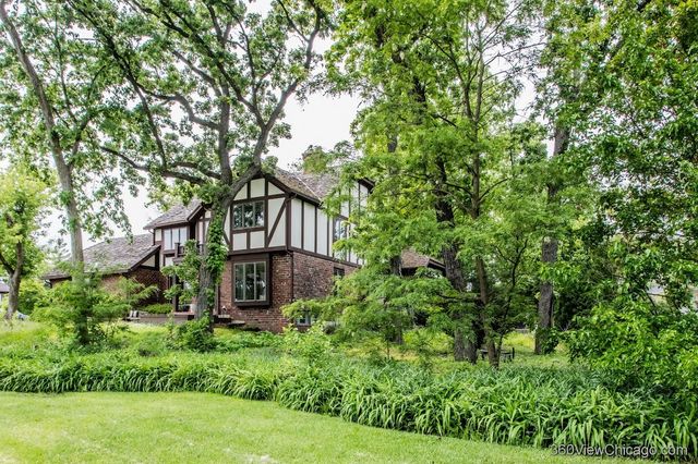 304 Polo Lane, Oak Brook, IL 60523