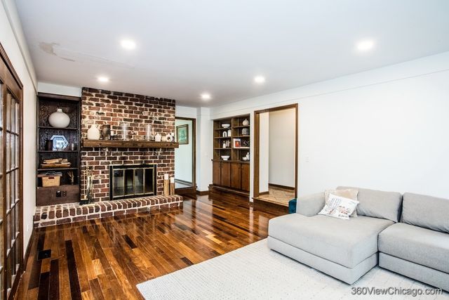 304 Polo Lane, Oak Brook, IL 60523