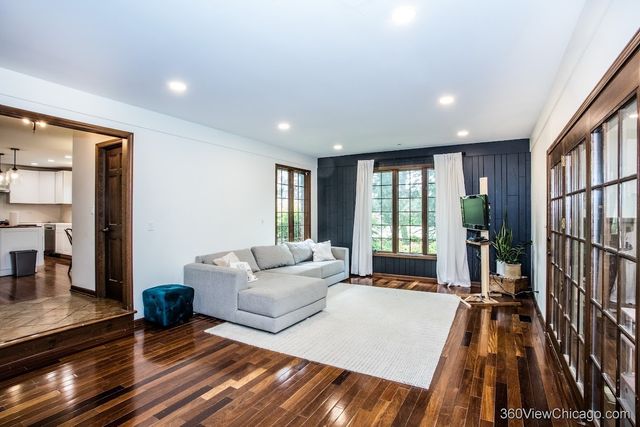 304 Polo Lane, Oak Brook, IL 60523