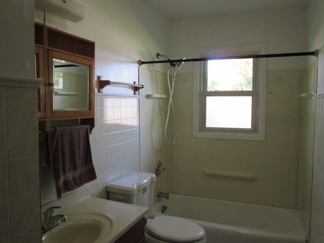 535 N Nichols Street, Lowell, IN 46356