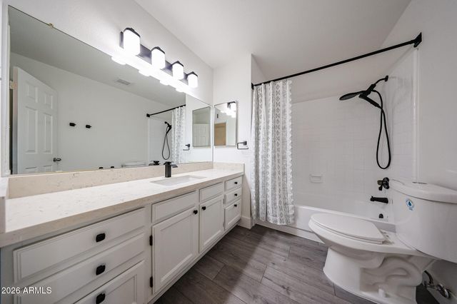 3760 E GABLE Avenue, Mesa, AZ 85206
