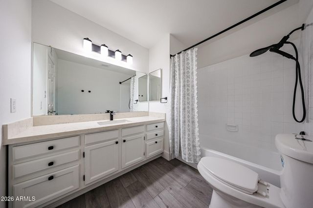 3760 E GABLE Avenue, Mesa, AZ 85206