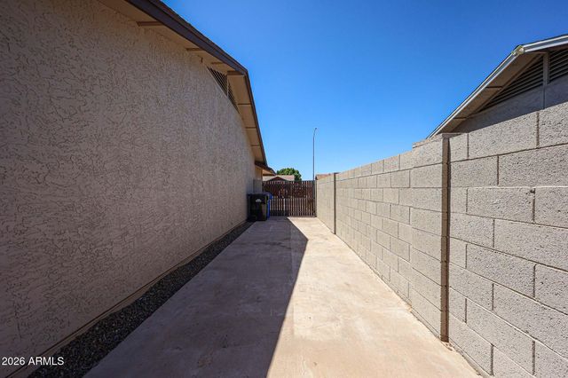 3760 E GABLE Avenue, Mesa, AZ 85206