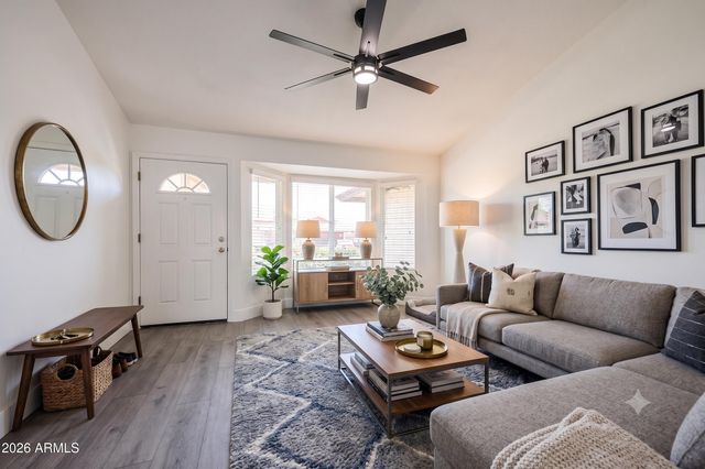 3760 E GABLE Avenue, Mesa, AZ 85206