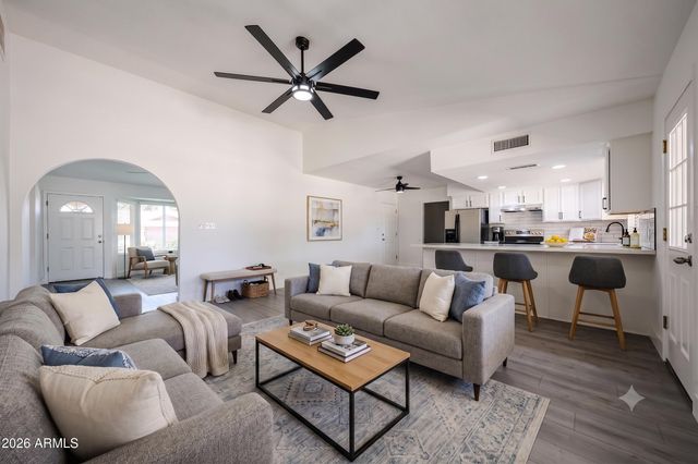 3760 E GABLE Avenue, Mesa, AZ 85206