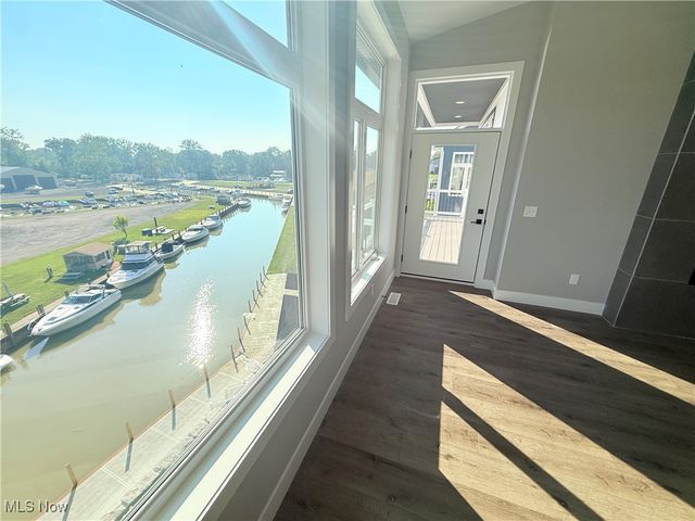 2048 Forest Drive, Eastlake, OH 44095