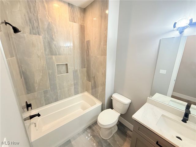 2048 Forest Drive, Eastlake, OH 44095