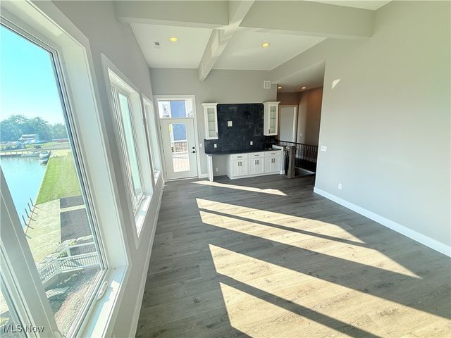 2048 Forest Drive, Eastlake, OH 44095