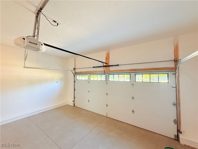 2048 Forest Drive, Eastlake, OH 44095