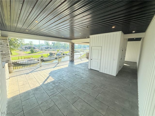 2048 Forest Drive, Eastlake, OH 44095