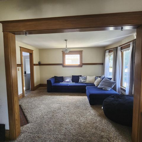 529 West BOULEVARD, Racine, WI 53405