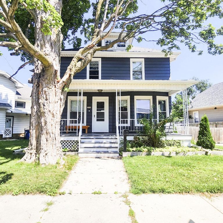 529 West BOULEVARD, Racine, WI 53405
