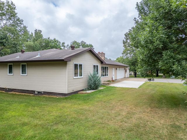 520 Ridgewood Road, Grand Rapids, MN 55744