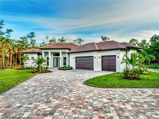 4248 13th AVE SW, Naples, FL 34116