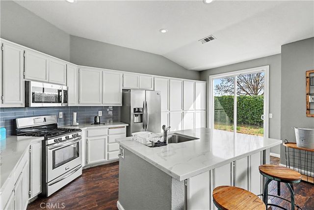 3632 Swan Court, Merced, CA 95340