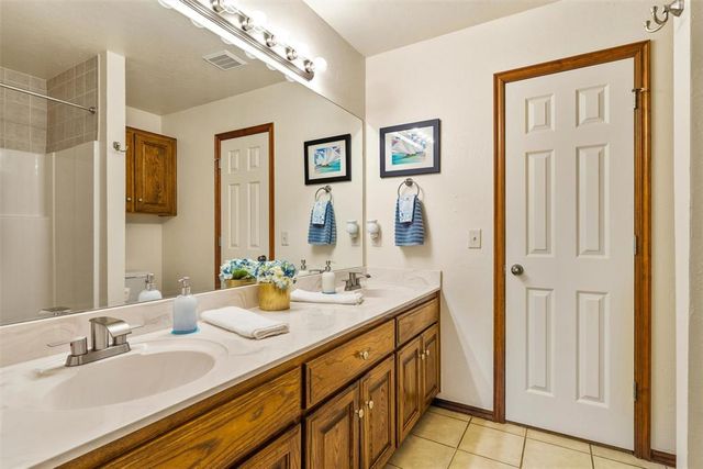 1407 SW 25th Street, Moore, OK 73170