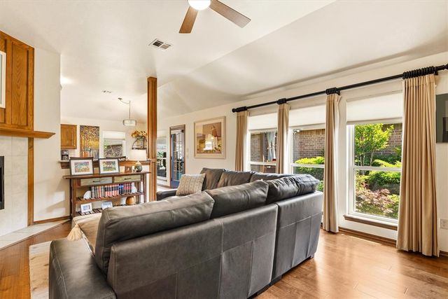 1407 SW 25th Street, Moore, OK 73170