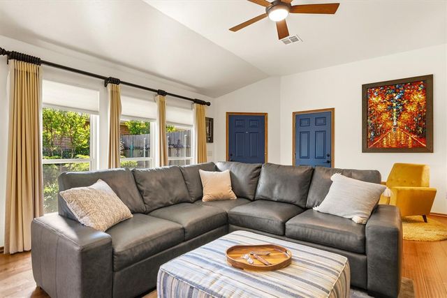 1407 SW 25th Street, Moore, OK 73170