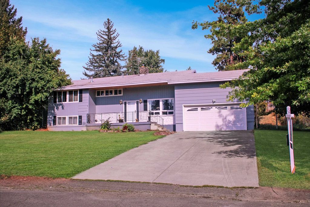 14107 S MOODY Dr, Medical Lake, WA 99022