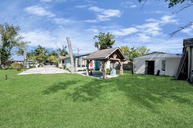 5714 Justin St, Houston, TX 77521