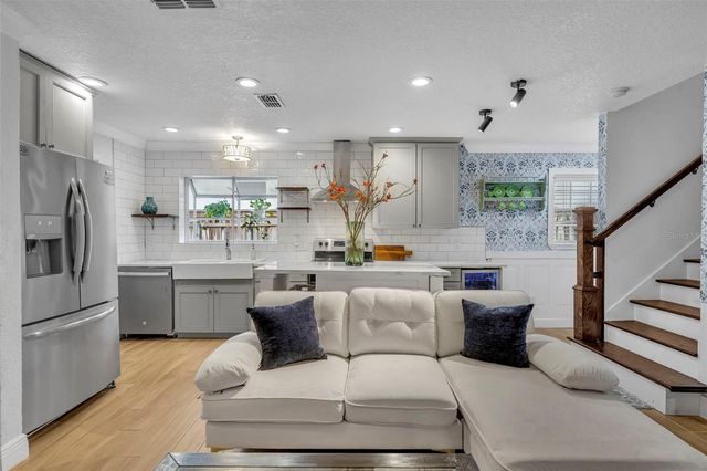 1611 CHESTNUT AVENUE, Winter Park, FL 32789