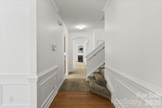 8227 Four Sisters Lane, Charlotte, NC 28215