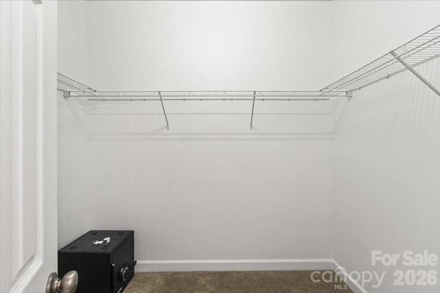 8227 Four Sisters Lane, Charlotte, NC 28215