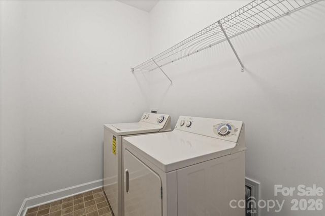 8227 Four Sisters Lane, Charlotte, NC 28215