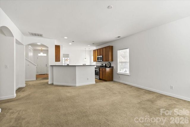 8227 Four Sisters Lane, Charlotte, NC 28215