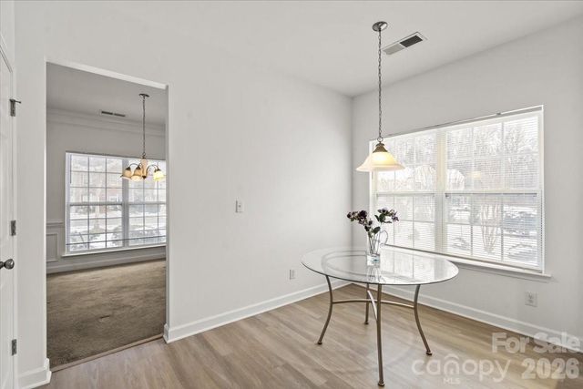 8227 Four Sisters Lane, Charlotte, NC 28215