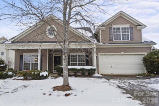 8227 Four Sisters Lane, Charlotte, NC 28215