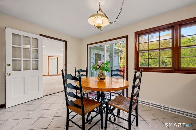 60 Rosebrook Drive, Stratford, CT 06614