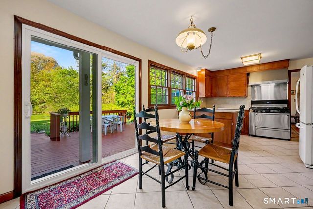 60 Rosebrook Drive, Stratford, CT 06614