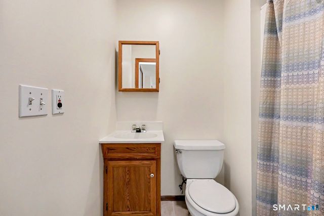 60 Rosebrook Drive, Stratford, CT 06614