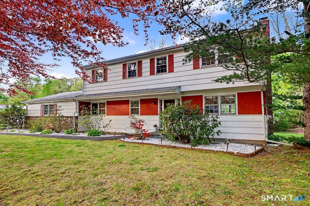 60 Rosebrook Drive, Stratford, CT 06614