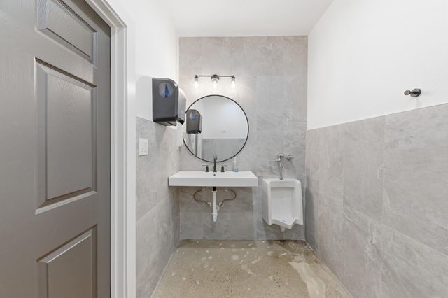 1905 Dowling Drive, Richmond, TX 77469