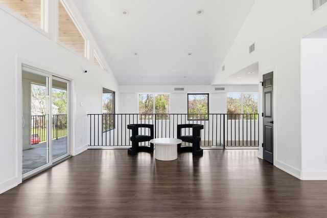 1905 Dowling Drive, Richmond, TX 77469