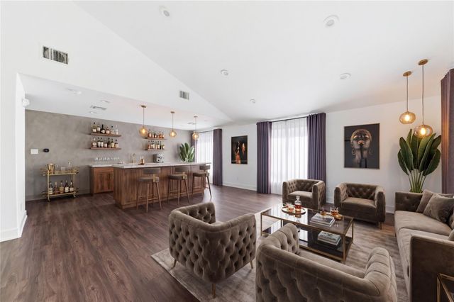 1905 Dowling Drive, Richmond, TX 77469