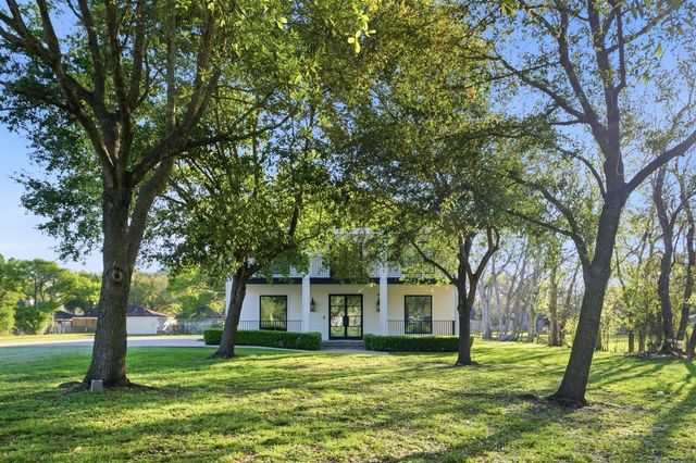 1905 Dowling Drive, Richmond, TX 77469