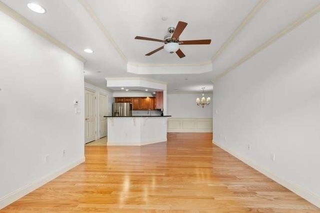 350 Greene St 306, North Andover, MA 01845