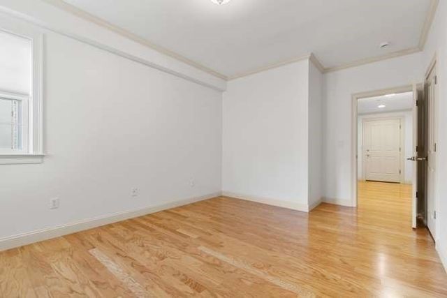 350 Greene St 306, North Andover, MA 01845
