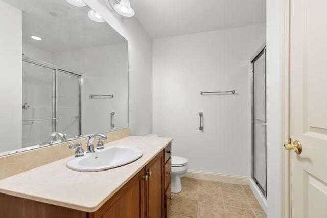 350 Greene St 306, North Andover, MA 01845
