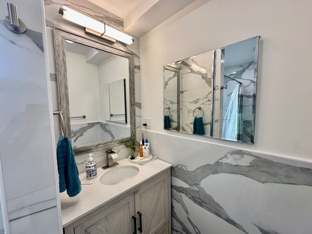 453 Washington 5, Brookline, MA 02446