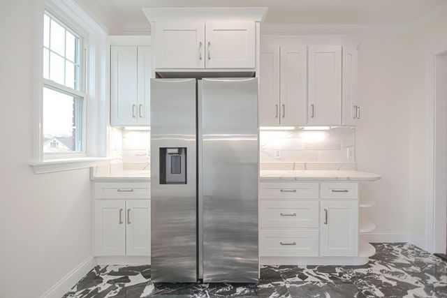 453 Washington 5, Brookline, MA 02446