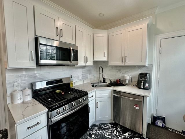 453 Washington 5, Brookline, MA 02446