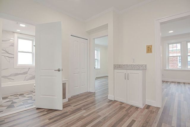 453 Washington 5, Brookline, MA 02446