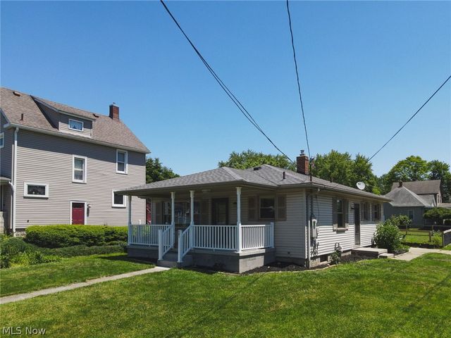 701 Jones Street, Hubbard, OH 44425
