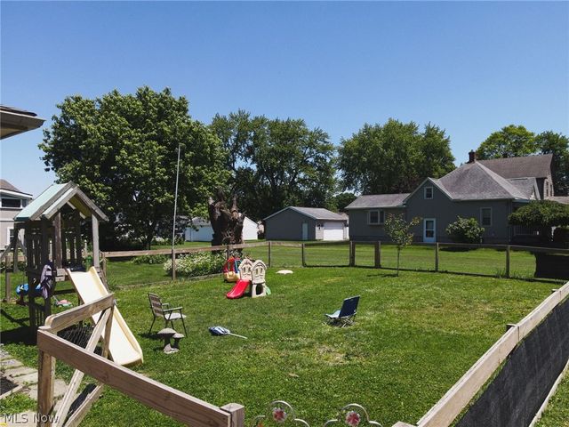 701 Jones Street, Hubbard, OH 44425