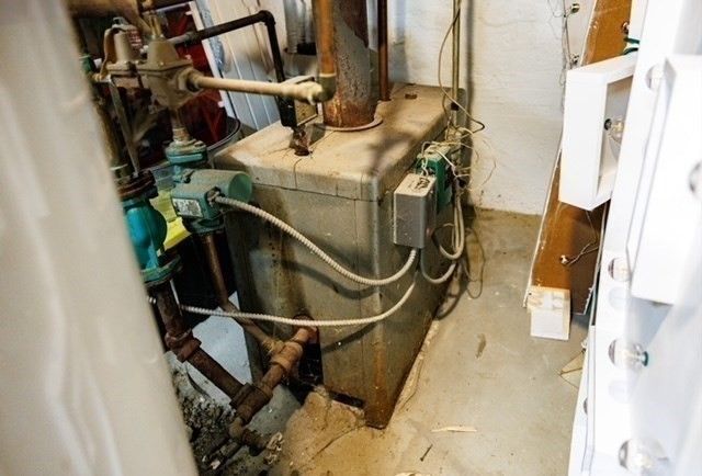 55 Kennedy St, Fall River, MA 02721