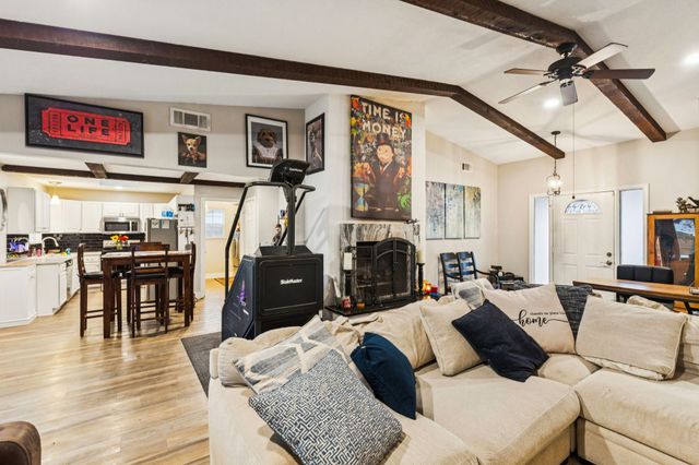 1712 Wildwood Street, Corinth, TX 76210